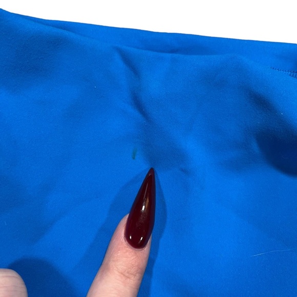 Lululemon Wunder Train High-Rise Short 6"
Poolside
Size 0 - Picture 5 of 7